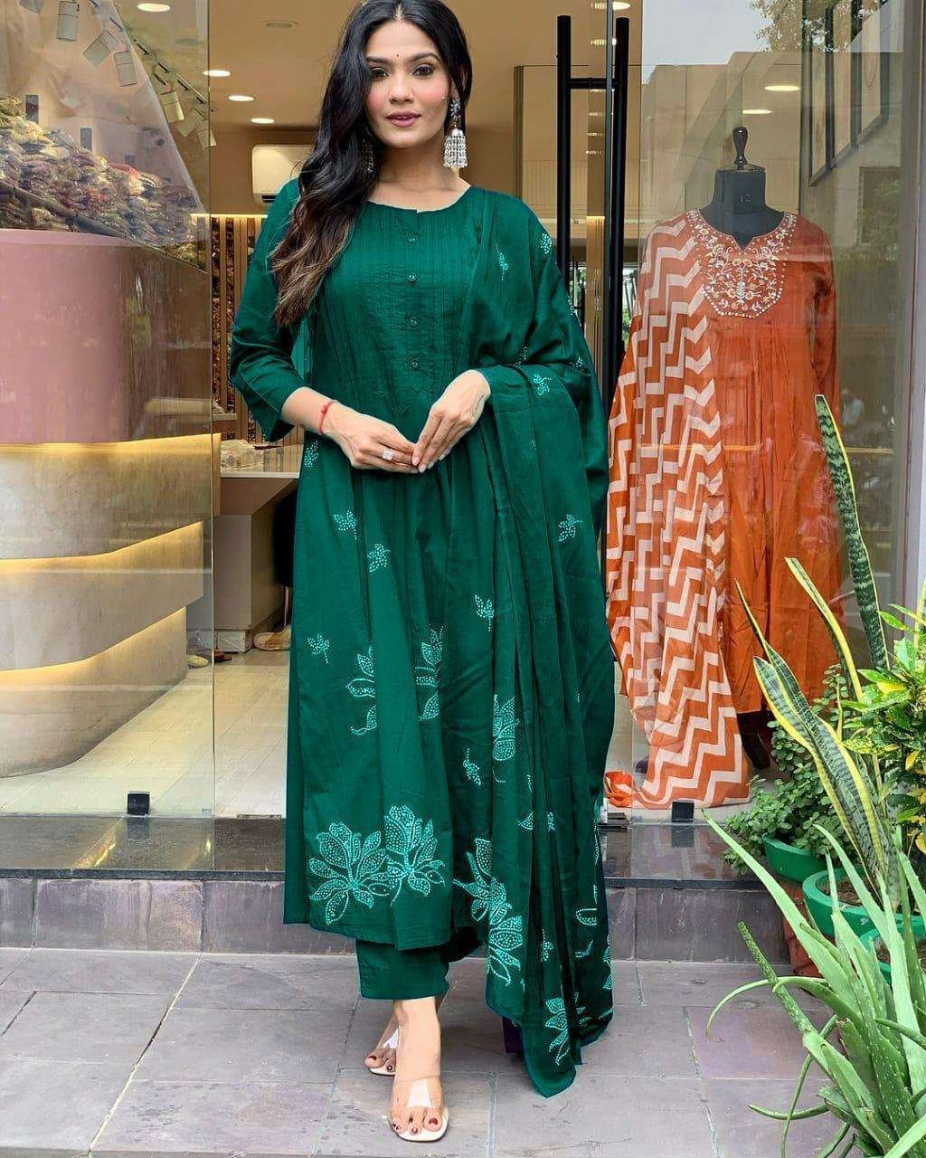 Women's Cotton Embroidery Floral Printed Long Straight Kurti With Pant And Dupatta Set - Image 2